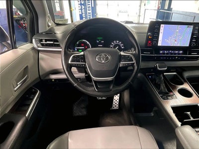 2021 Toyota Sienna XLE 7 Passenger