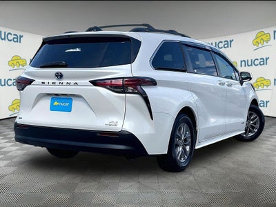 2021 Toyota Sienna XLE 7 Passenger