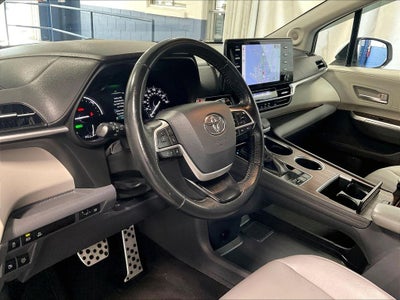 2021 Toyota Sienna XLE 7 Passenger