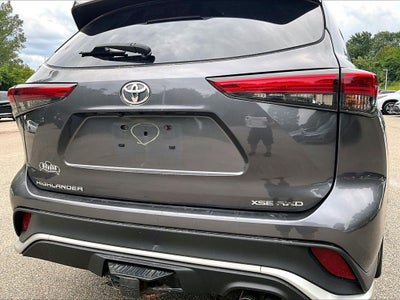 2022 Toyota Highlander XSE