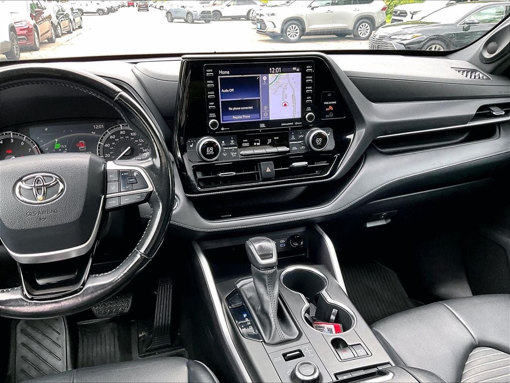 2022 Toyota Highlander XSE