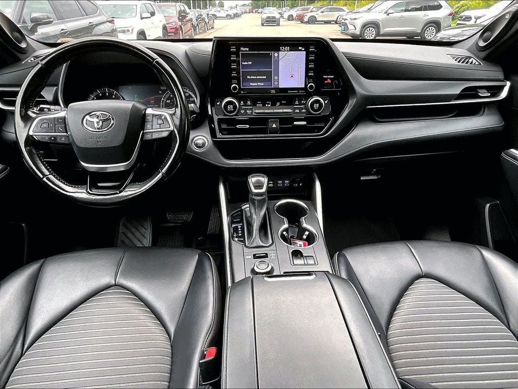 2022 Toyota Highlander XSE
