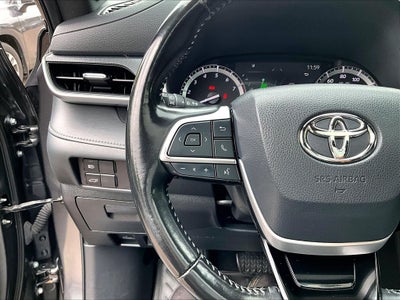 2022 Toyota Highlander XSE