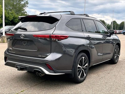 2022 Toyota Highlander XSE