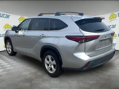 2023 Toyota Highlander LE