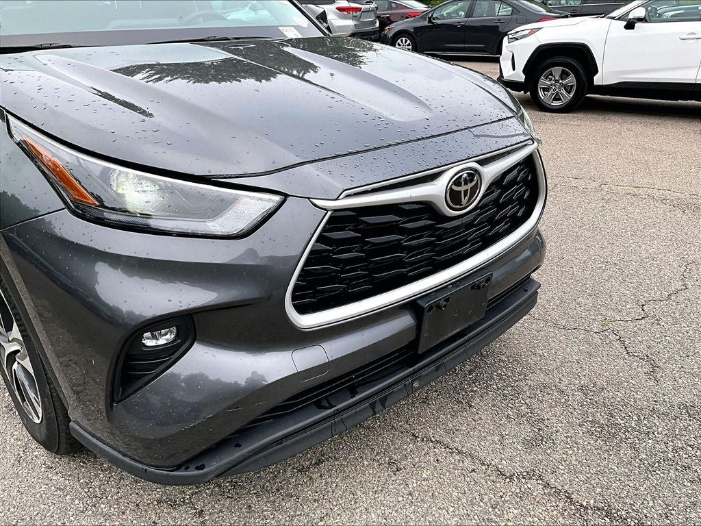 2025 Toyota Highlander XLE