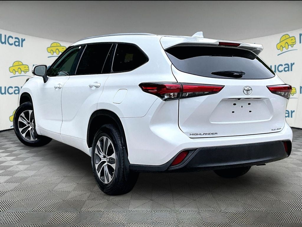 2023 Toyota Highlander XLE