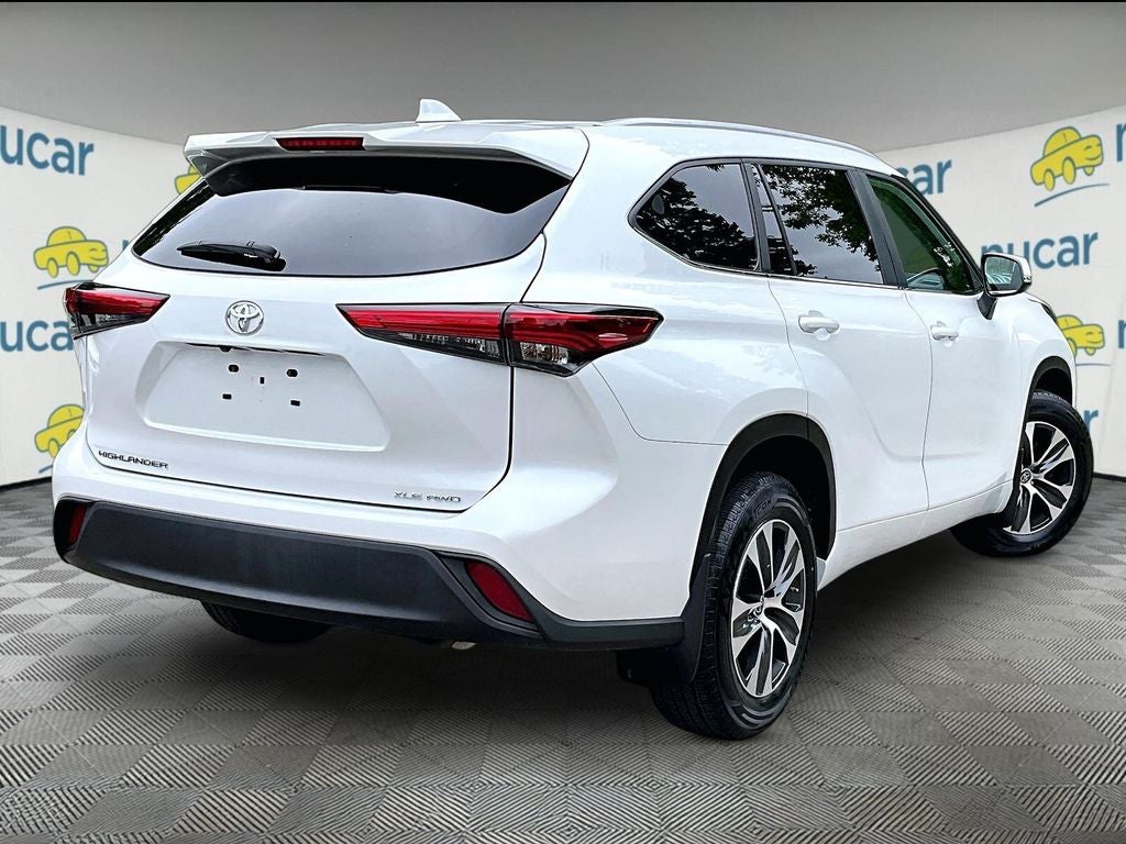 2023 Toyota Highlander XLE