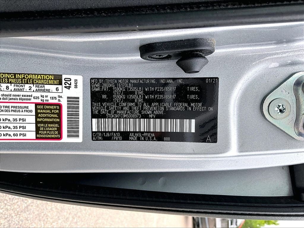 2021 Toyota Sienna LE 8 Passenger