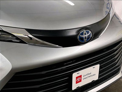 2025 Toyota Sienna XLE 8 Passenger
