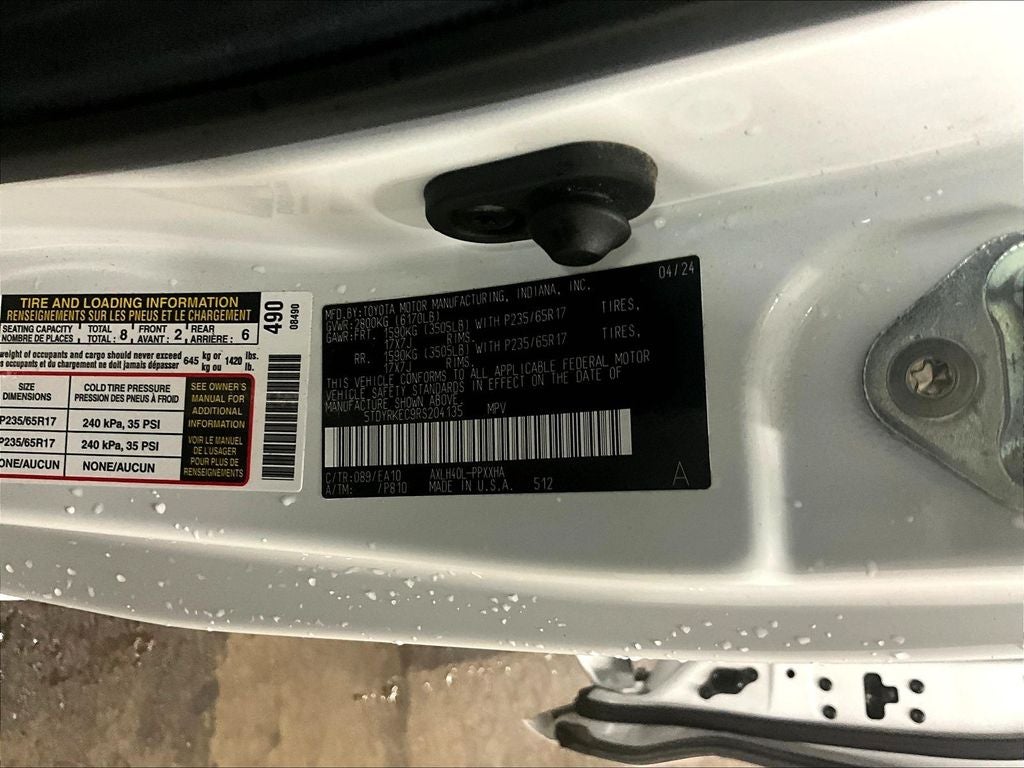 2024 Toyota Sienna XLE 8 Passenger