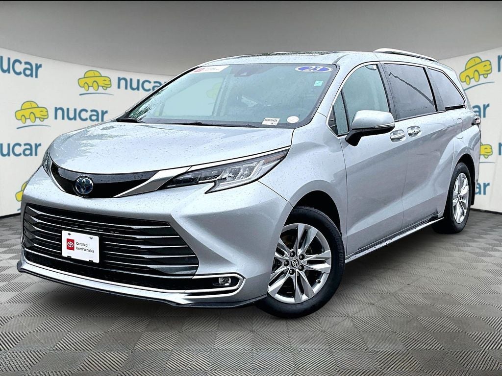 2023 Toyota Sienna Limited 7 Passenger