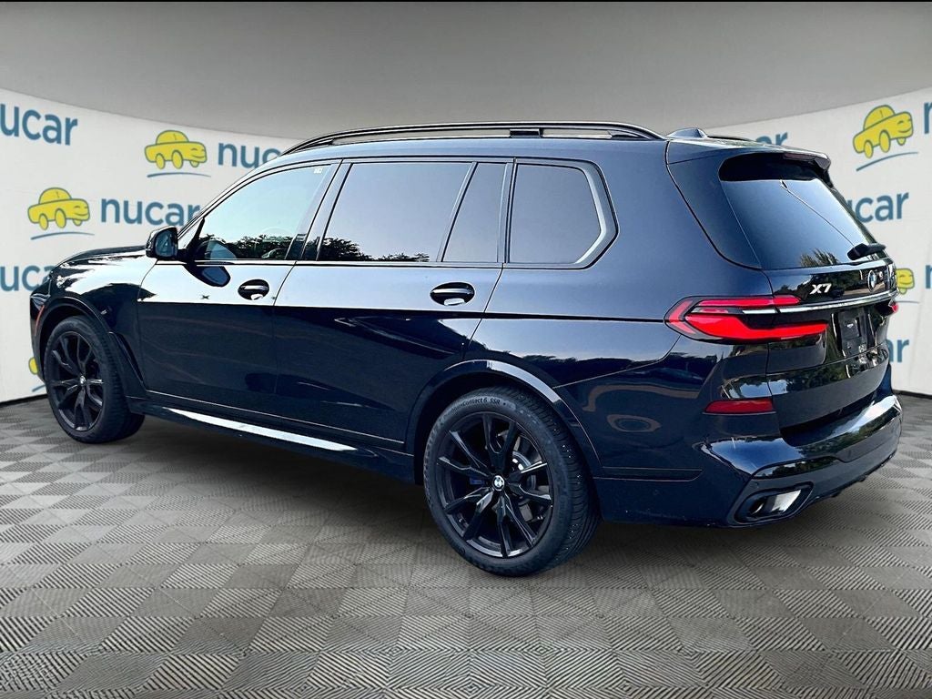 2023 BMW X7 xDrive40i