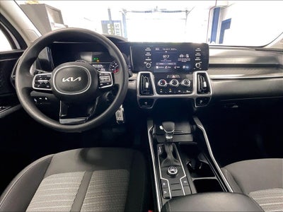 2022 Kia Sorento LX