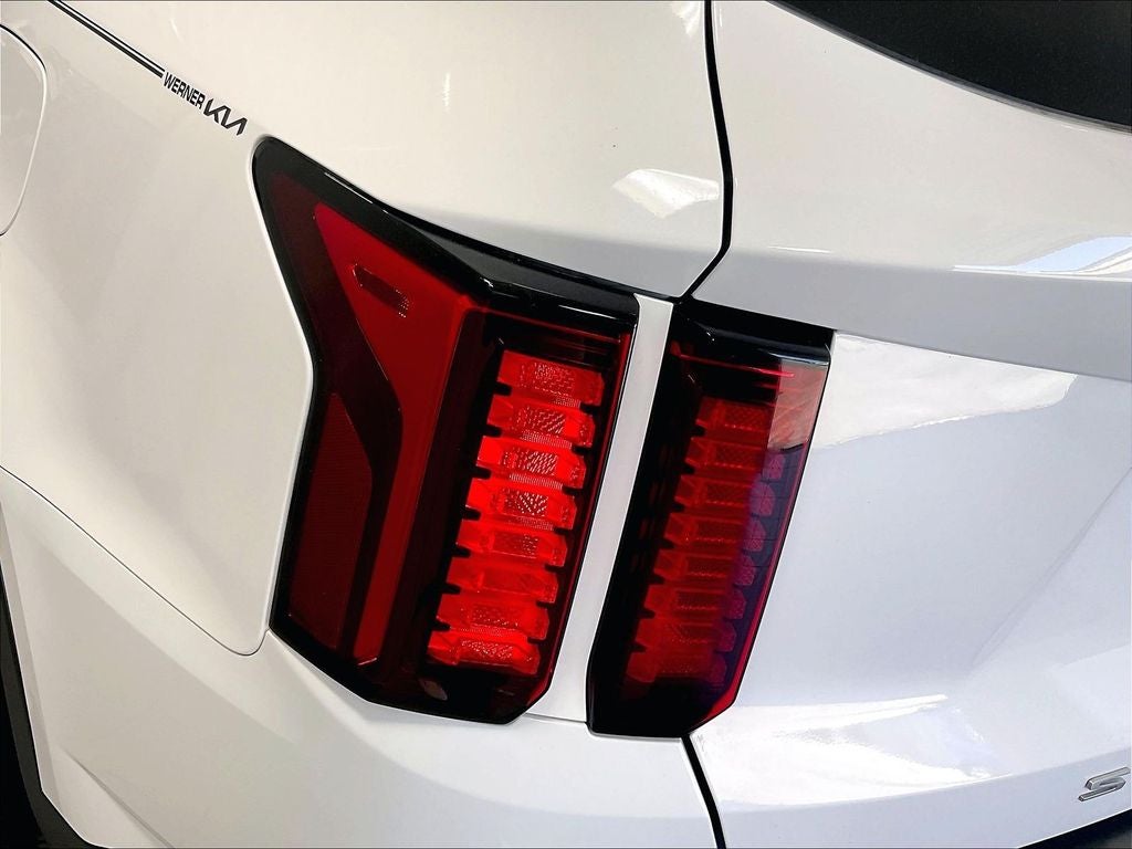 2022 Kia Sorento LX