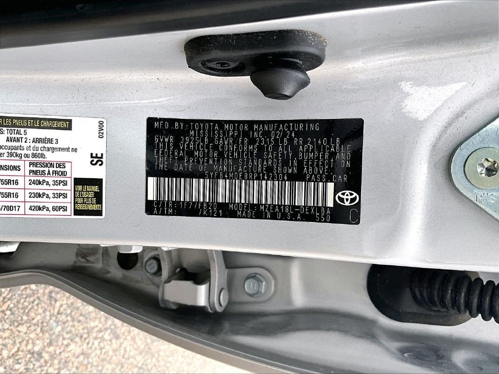 2024 Toyota Corolla LE