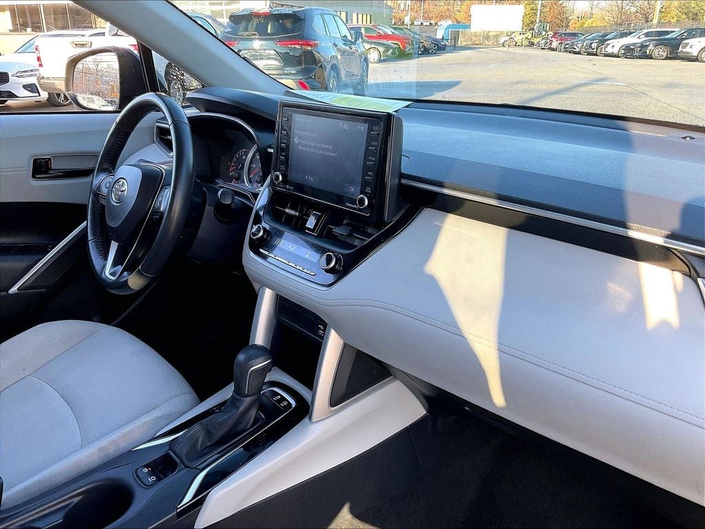 2022 Toyota Corolla Cross LE