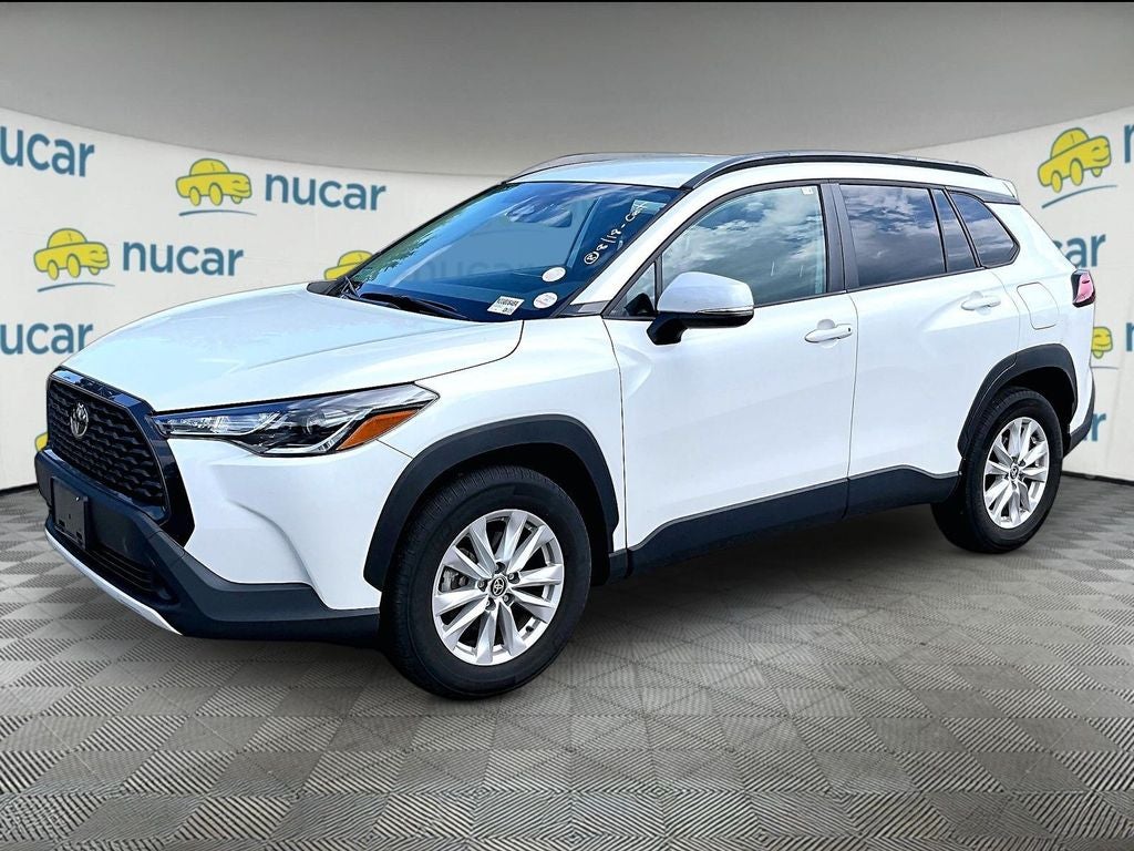 2023 Toyota Corolla Cross LE