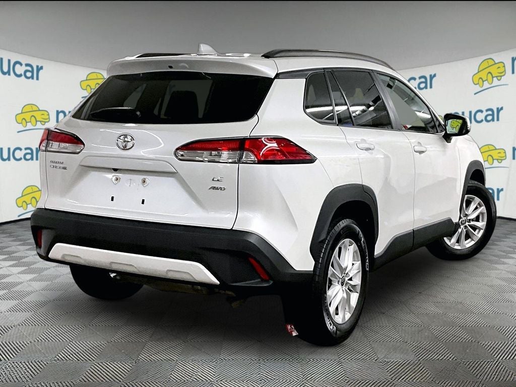 2023 Toyota Corolla Cross LE