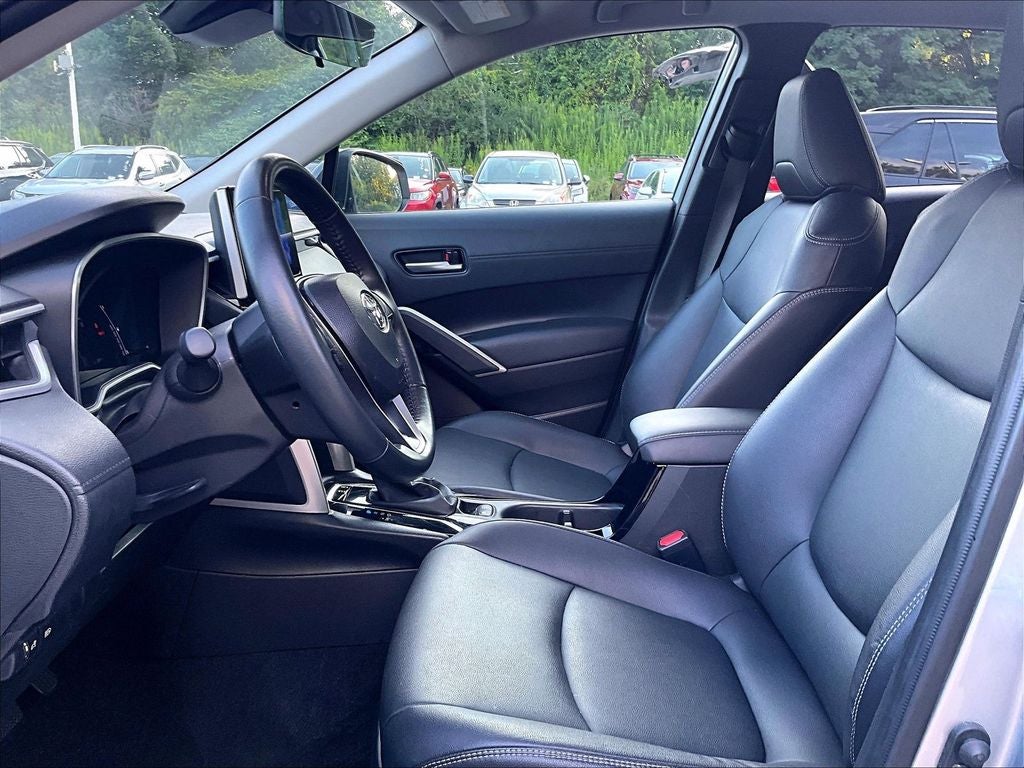 2025 Toyota Corolla Cross XLE