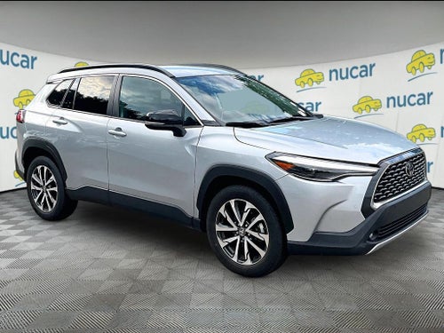 2025 Toyota Corolla Cross XLE