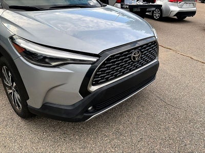 2025 Toyota Corolla Cross XLE