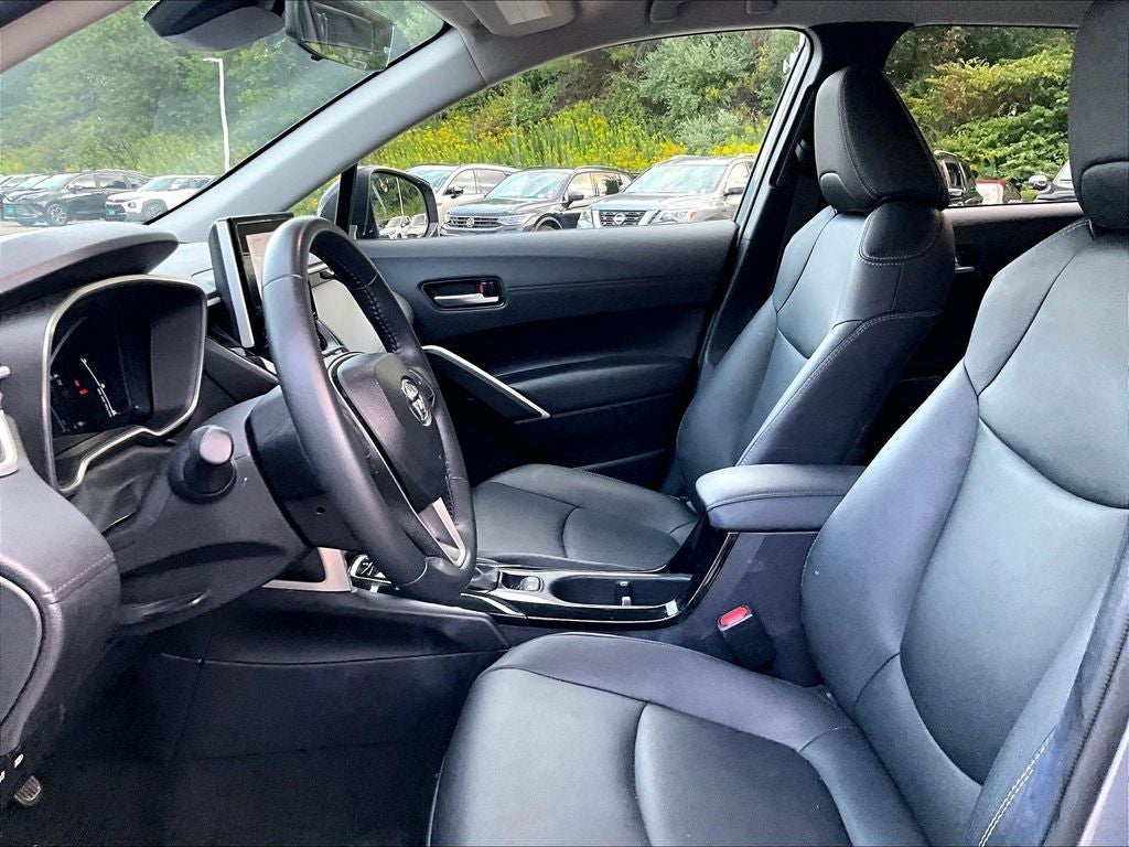 2025 Toyota Corolla Cross XLE