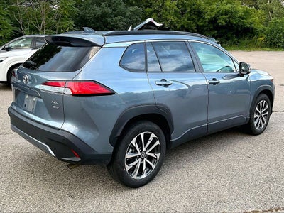 2025 Toyota Corolla Cross XLE