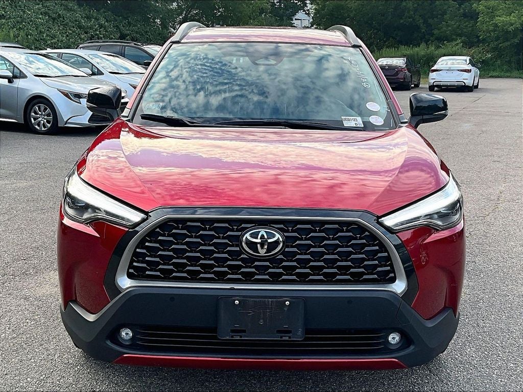 2025 Toyota Corolla Cross XLE