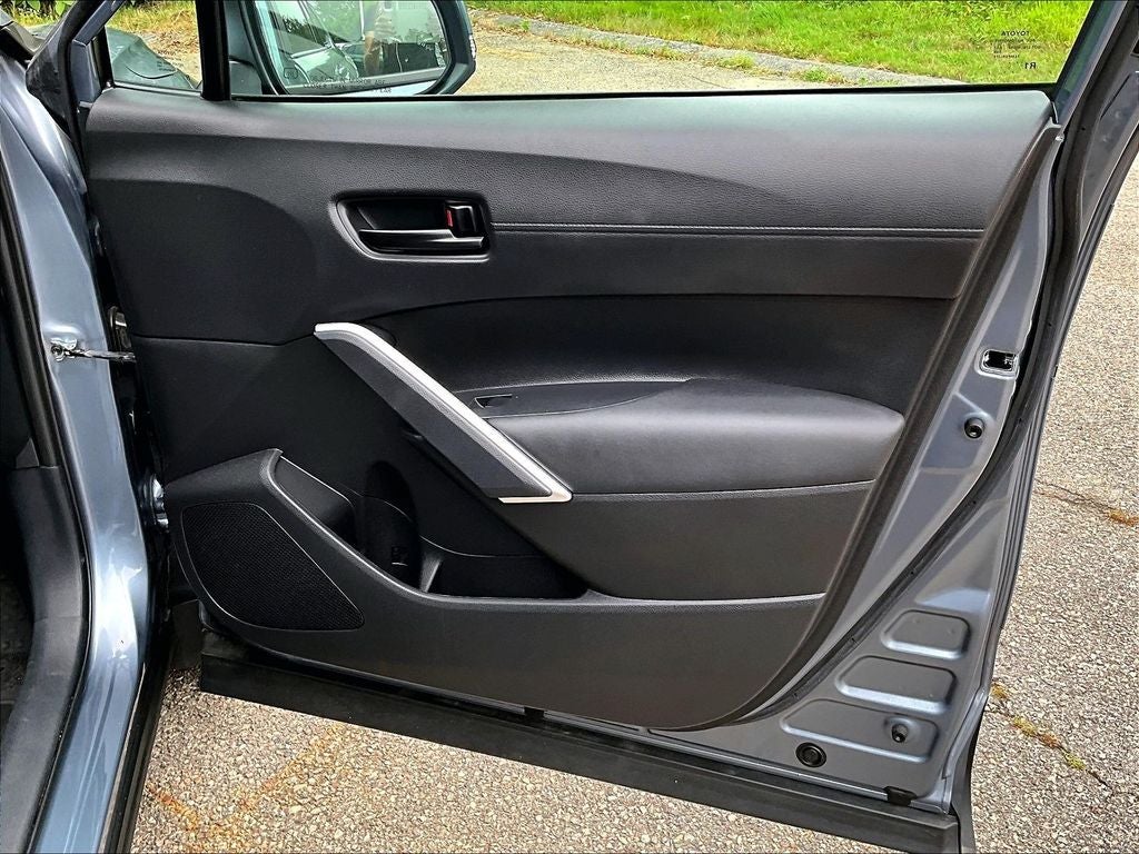 2023 Toyota Corolla Cross Hybrid SE