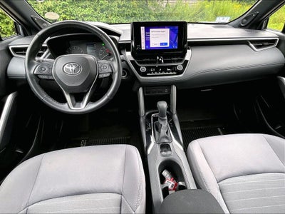 2023 Toyota Corolla Cross Hybrid SE