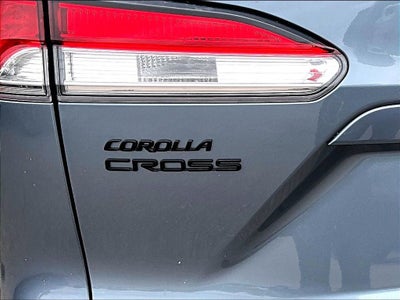 2023 Toyota Corolla Cross Hybrid SE