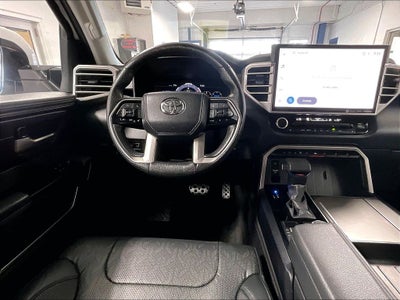 2024 Toyota Sequoia SR5