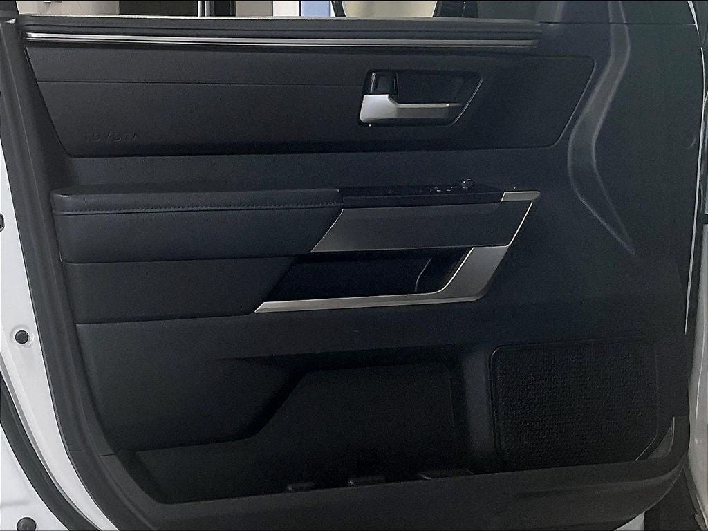 2024 Toyota Sequoia SR5