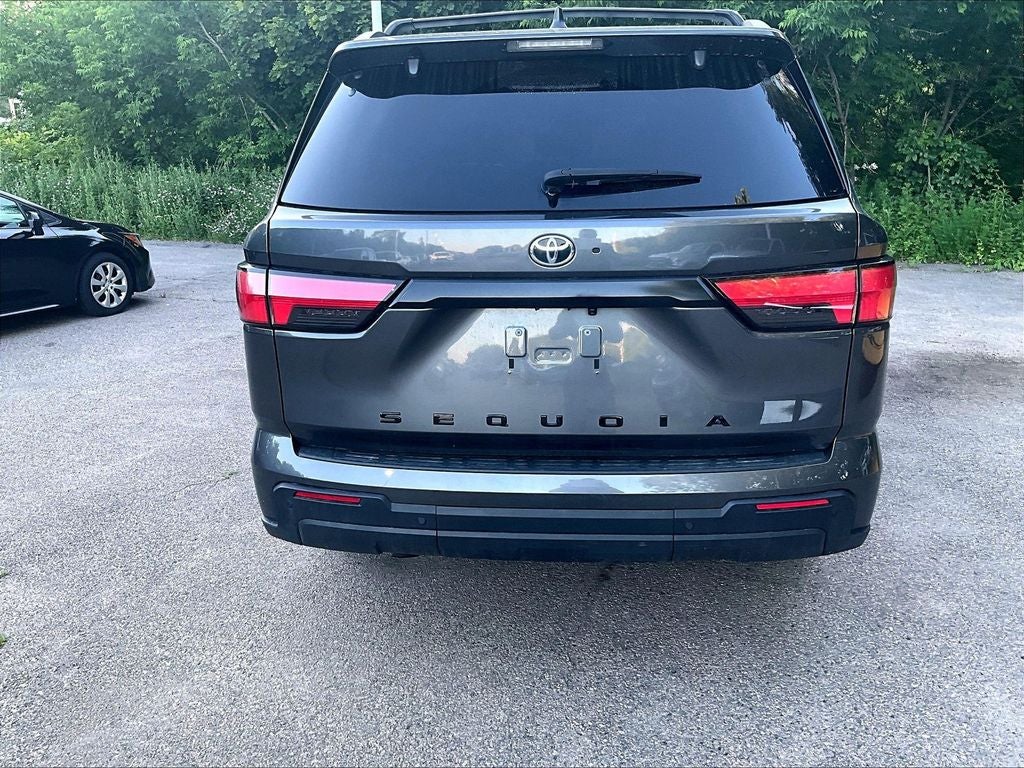 2024 Toyota Sequoia SR5