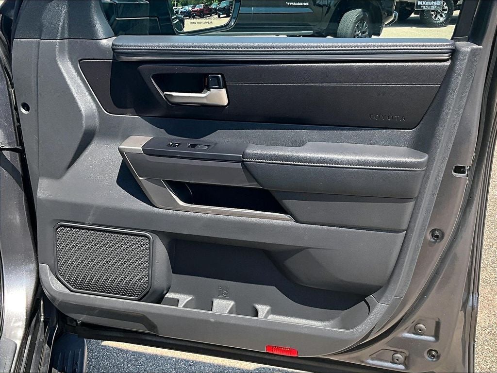 2024 Toyota Sequoia SR5