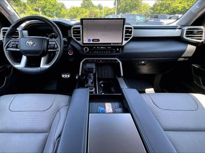 2024 Toyota Sequoia SR5