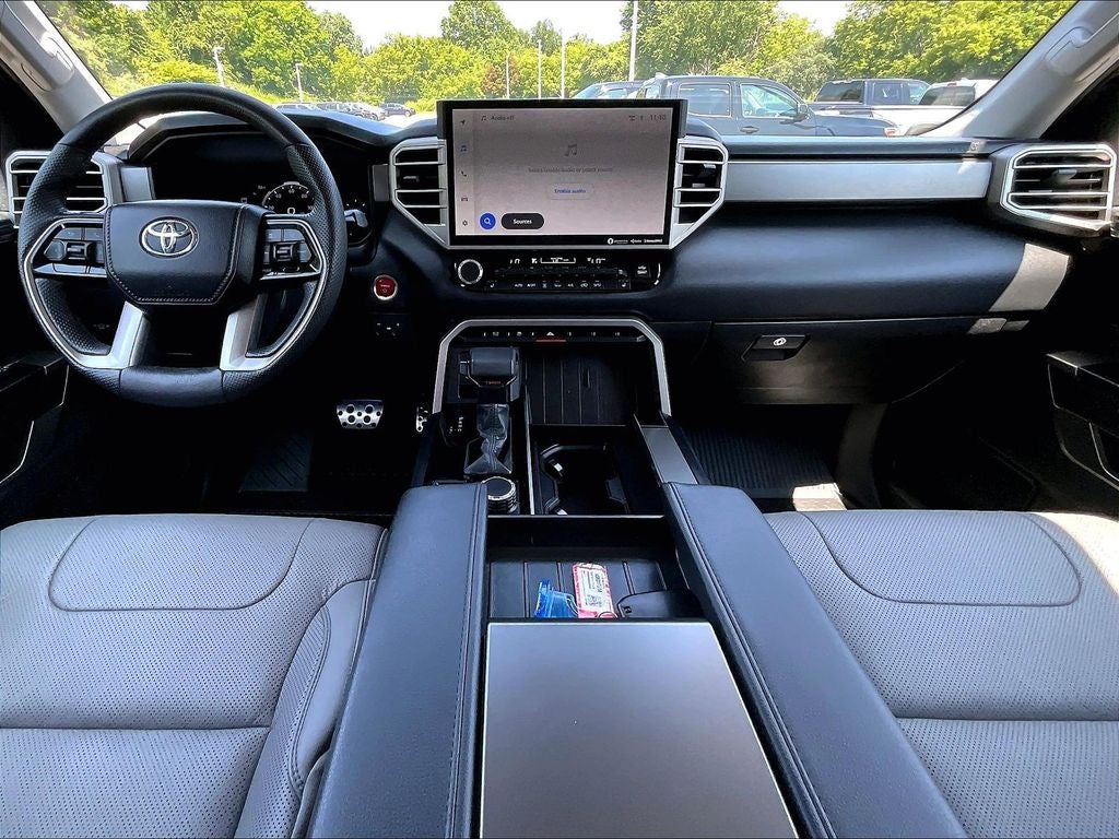2024 Toyota Sequoia SR5