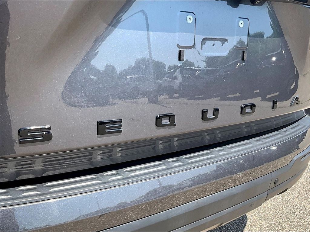 2024 Toyota Sequoia SR5