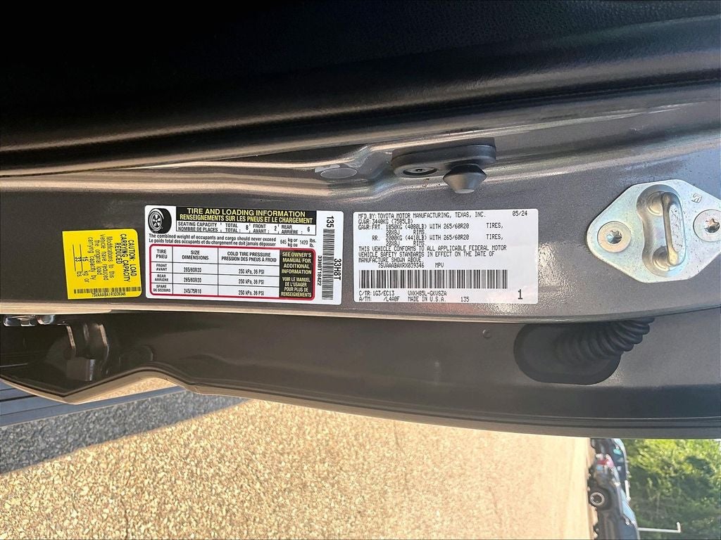 2024 Toyota Sequoia SR5