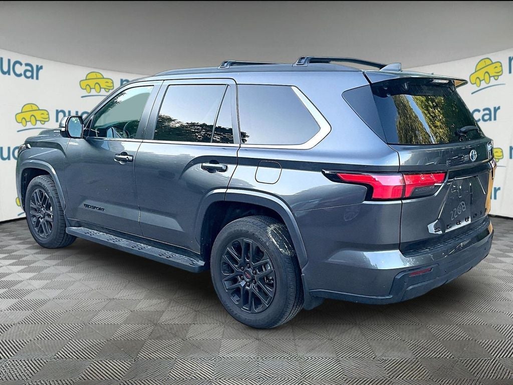 2024 Toyota Sequoia SR5