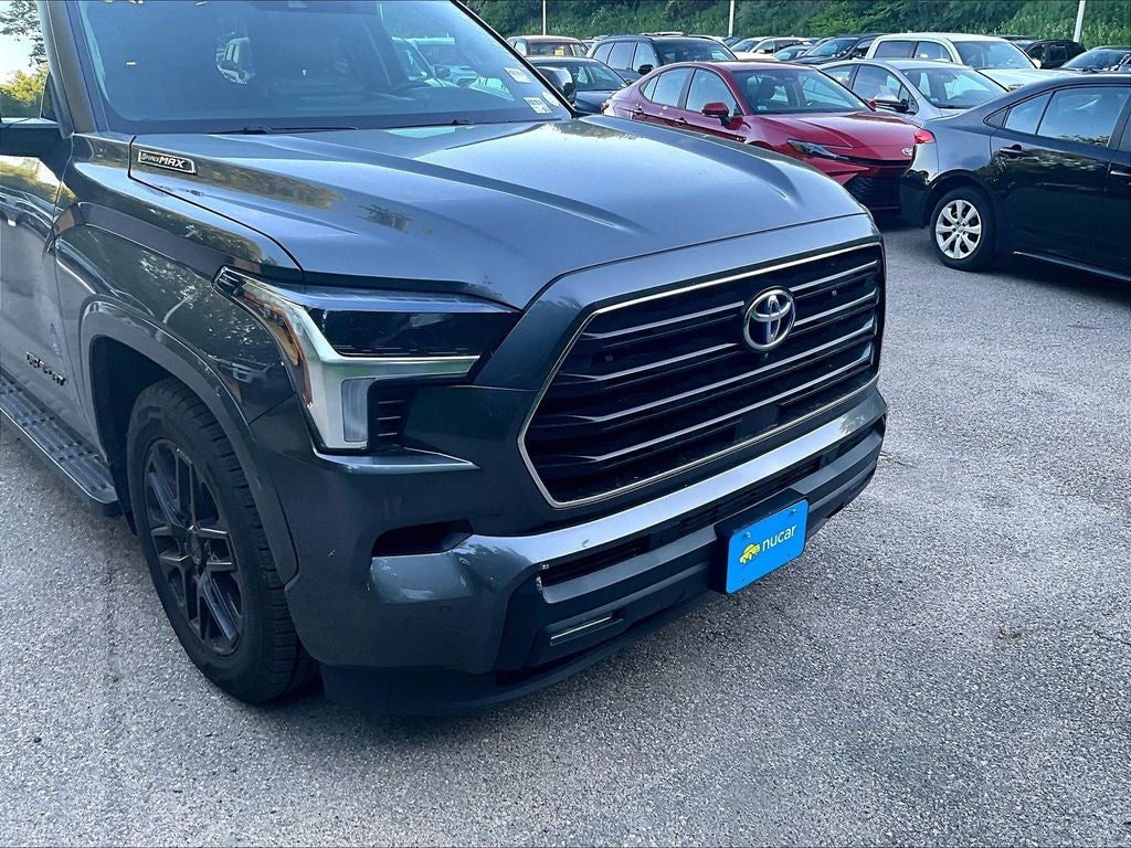 2024 Toyota Sequoia SR5