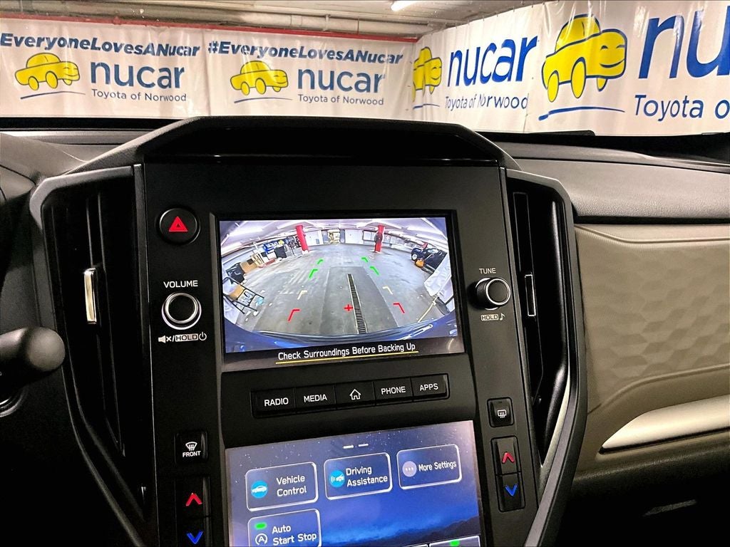 2025 Subaru Forester Base