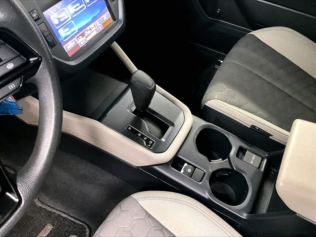 2025 Subaru Forester Base