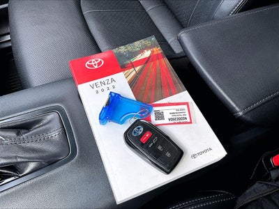 2022 Toyota Venza Limited