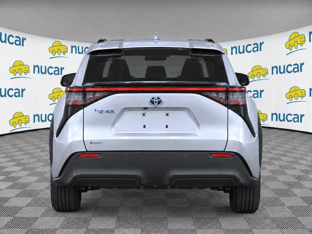 2025 Toyota bZ4X XLE