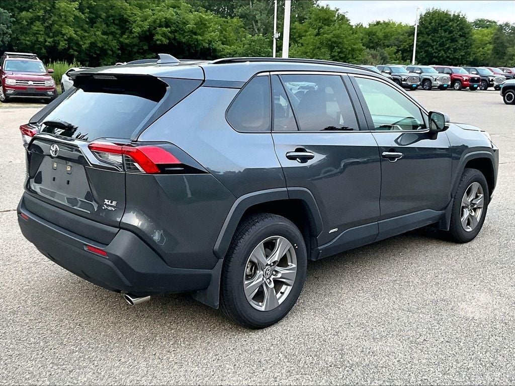 2025 Toyota RAV4 Hybrid XLE