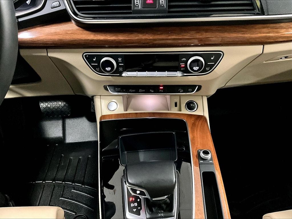 2022 Audi Q5 45 S line Prestige quattro