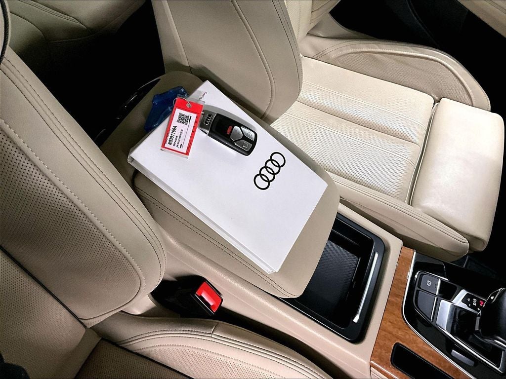 2022 Audi Q5 45 S line Prestige quattro